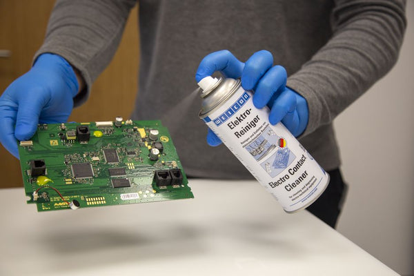 spray-do-czyszczenia-elektronicznych-plytek-drukowanych-Electro-Contact-Cleaner